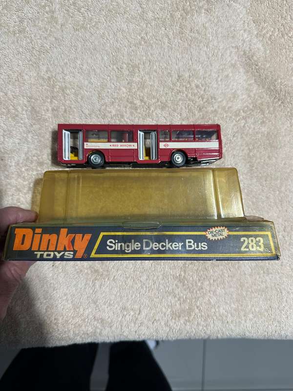 DINKY TOYS