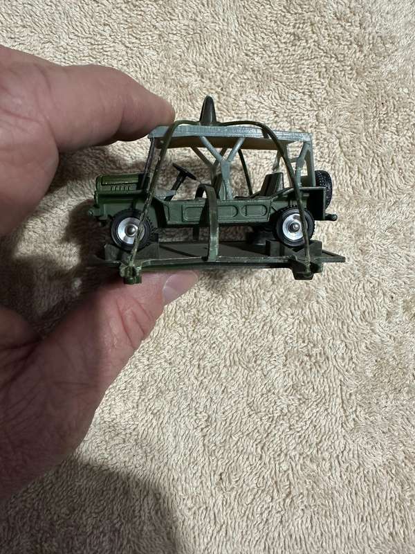 DINKY TOYS