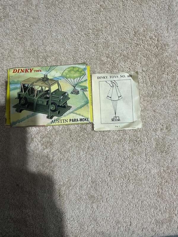 DINKY TOYS