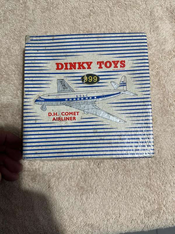 DINKY TOYS
