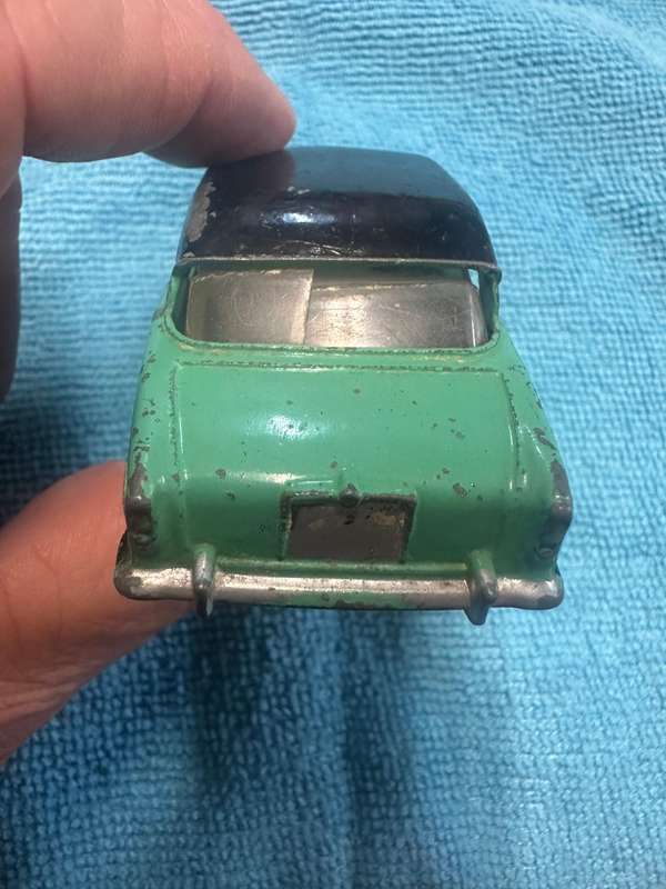 DINKY TOYS