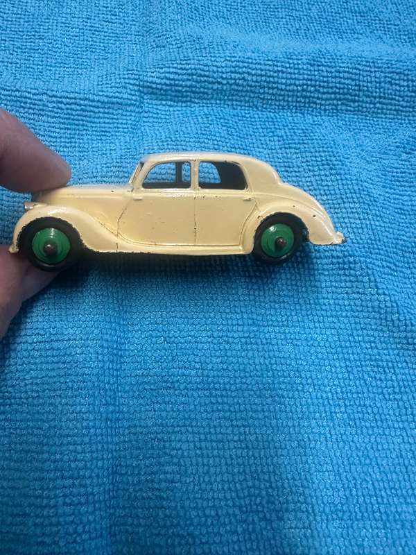 DINKY TOYS