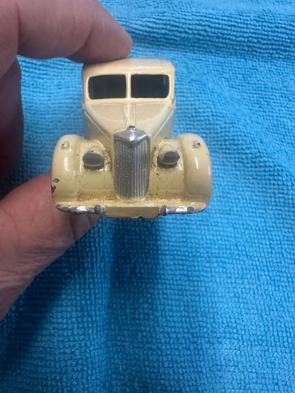 DINKY TOYS