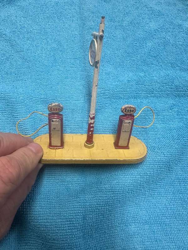 DINKY TOYS
