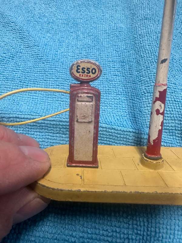 DINKY TOYS