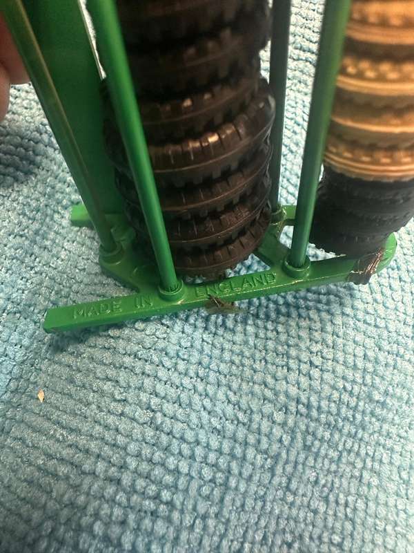 DINKY TOYS