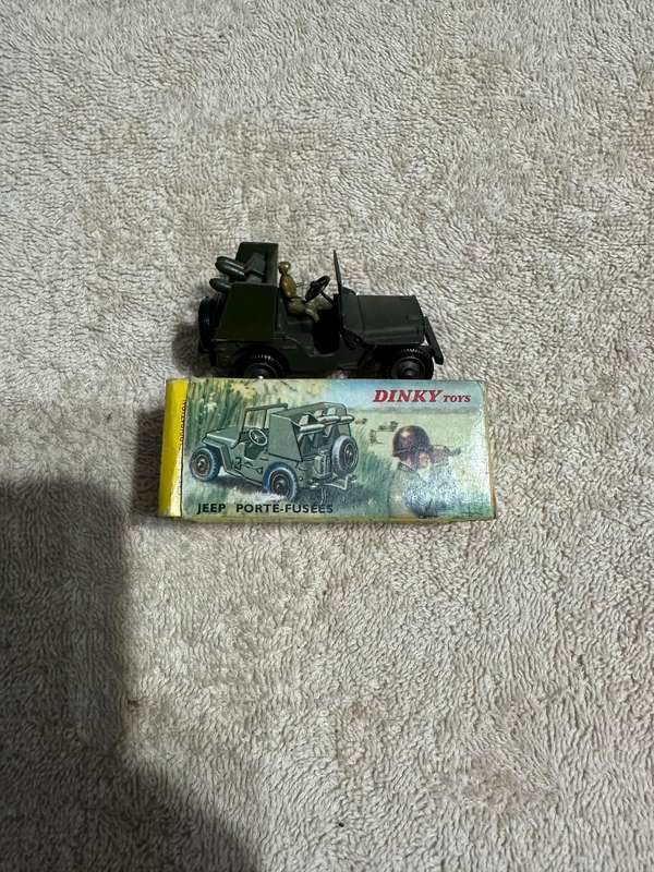 DINKY TOYS