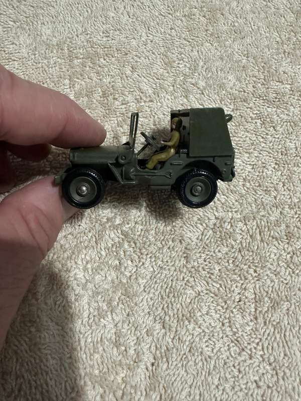DINKY TOYS