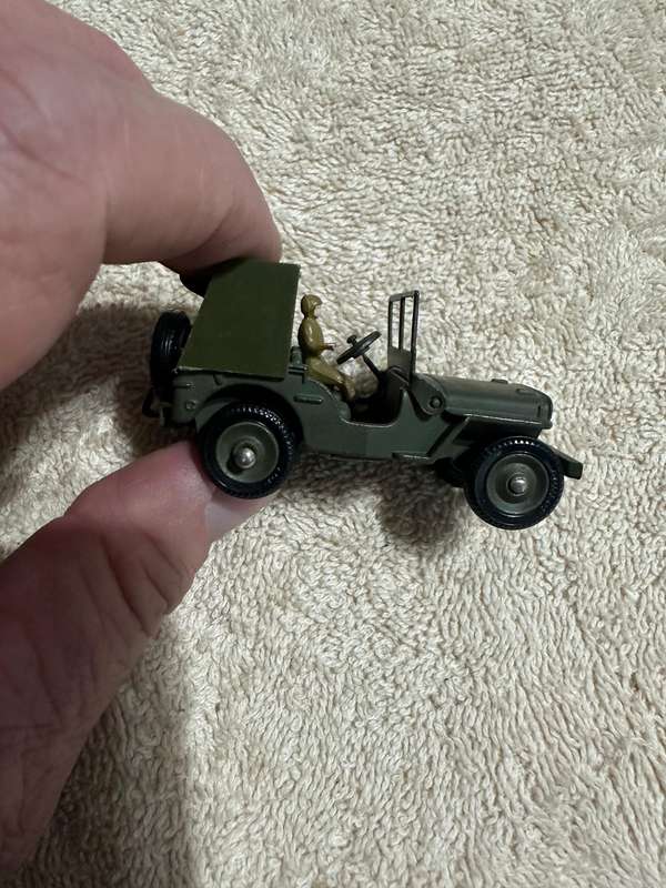 DINKY TOYS