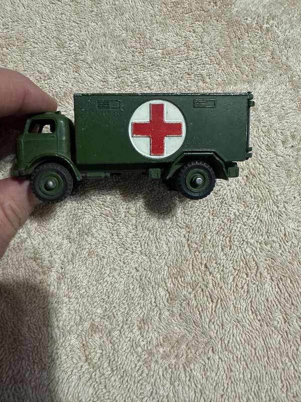 DINKY TOYS