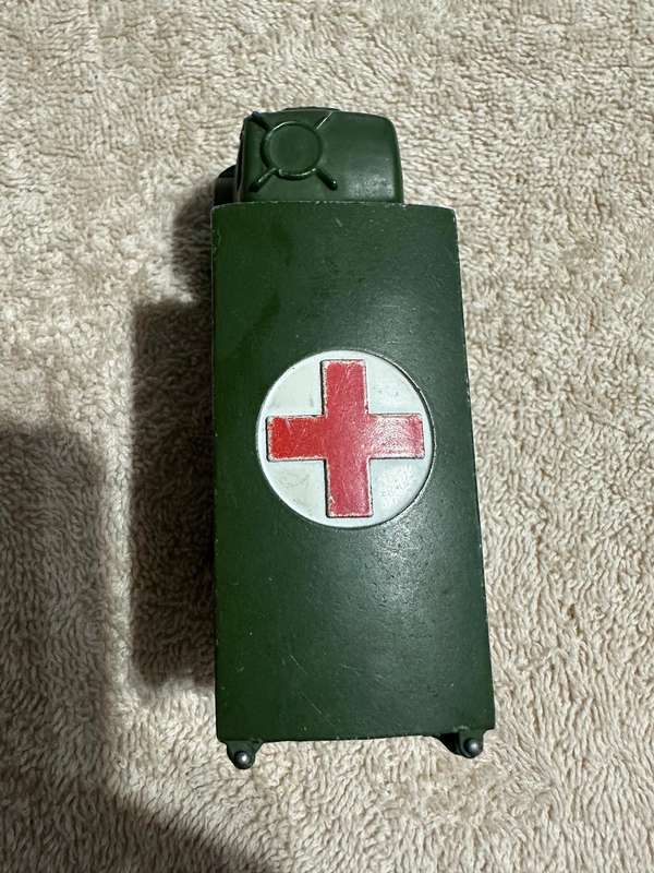 DINKY TOYS