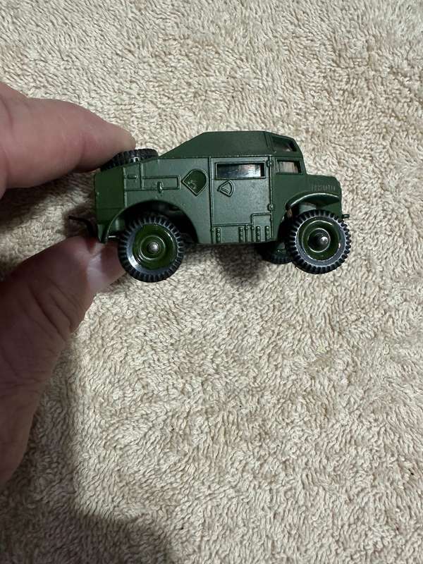DINKY TOYS