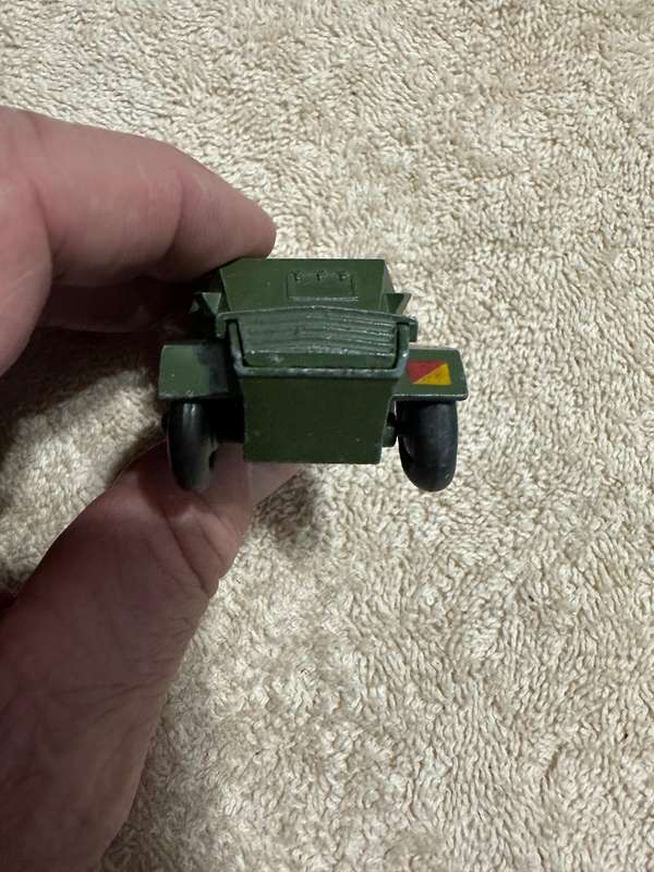 DINKY TOYS