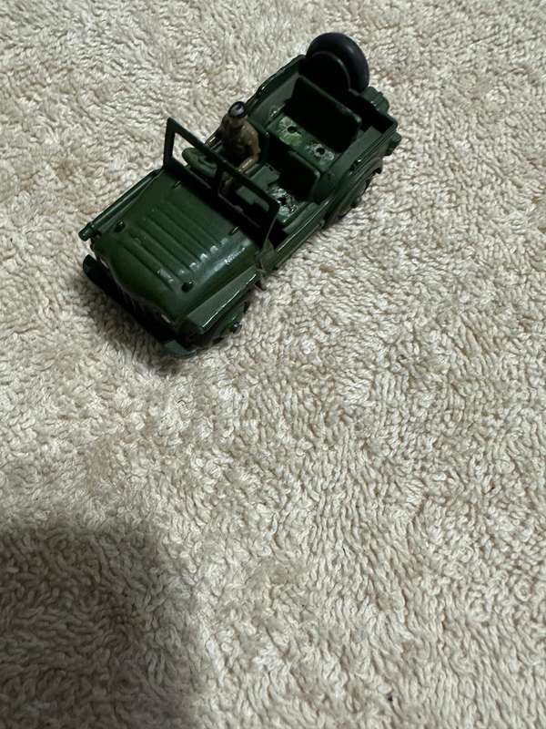 DINKY TOYS