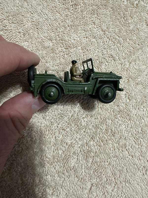 DINKY TOYS