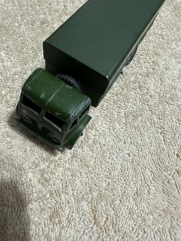 DINKY TOYS