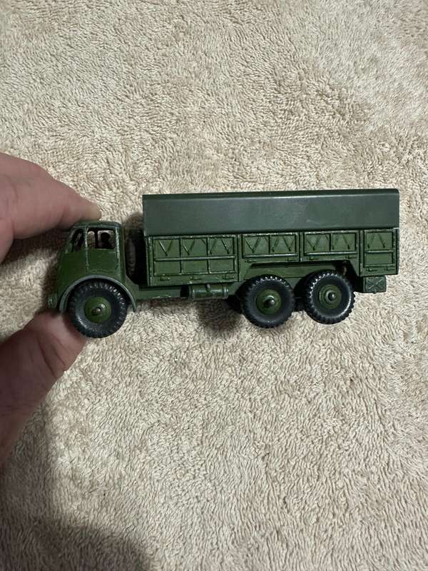 DINKY TOYS
