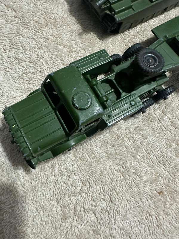 DINKY TOYS