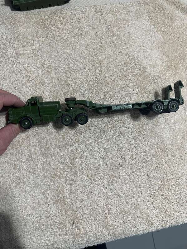 DINKY TOYS