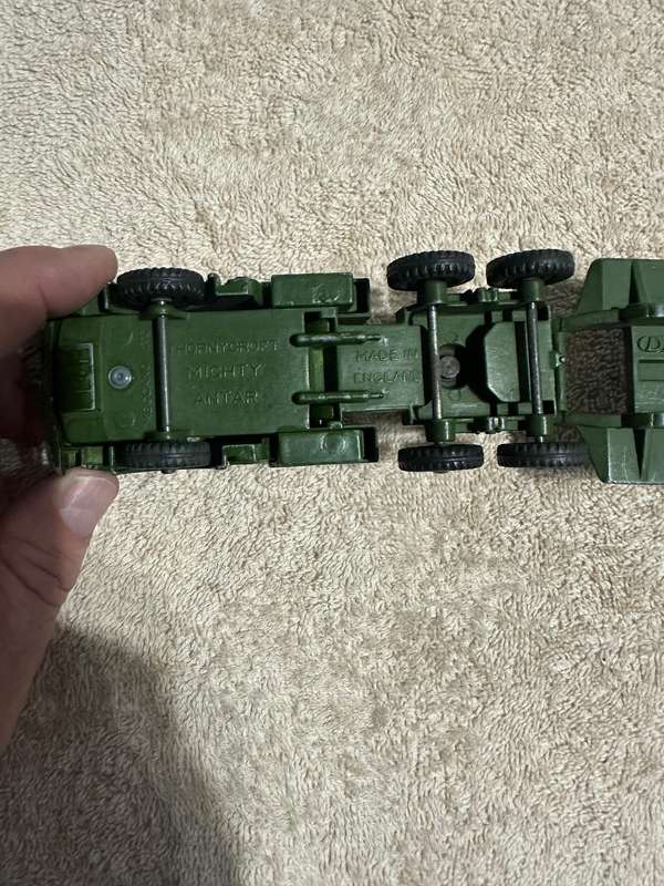 DINKY TOYS