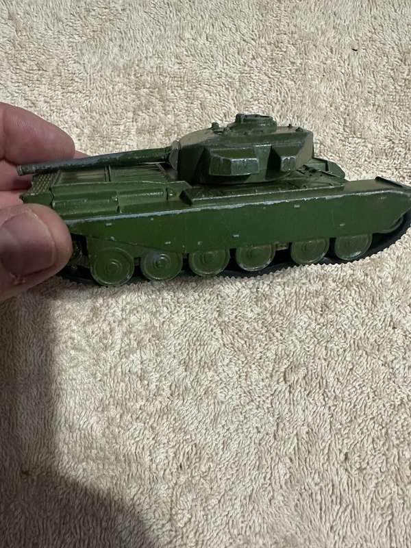 DINKY TOYS