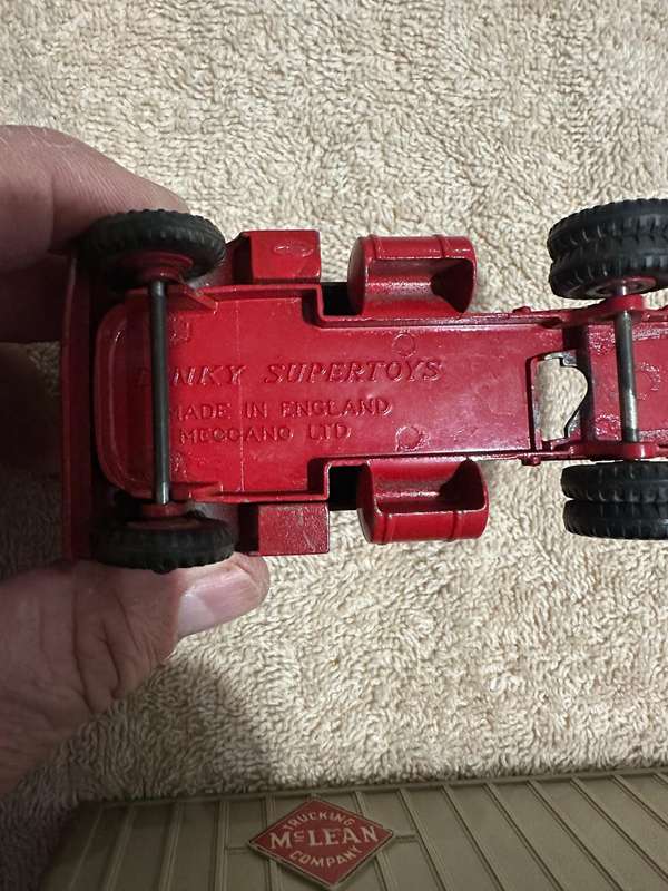 DINKY TOYS