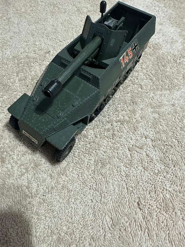 DINKY TOYS