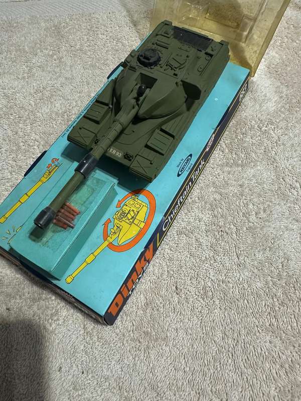 DINKY TOYS