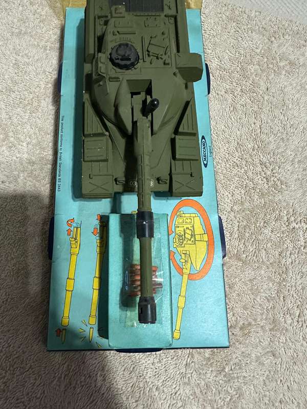 DINKY TOYS