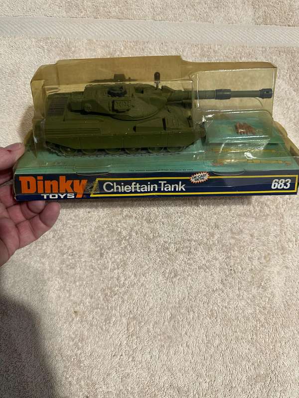 DINKY TOYS