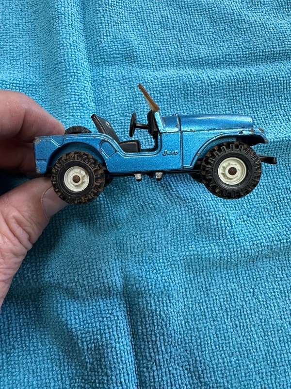 CORGI TOYS