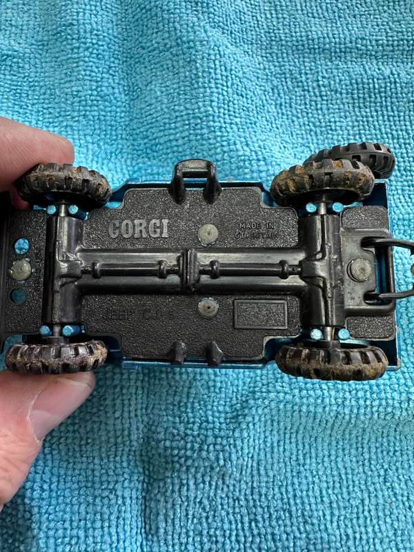 CORGI TOYS