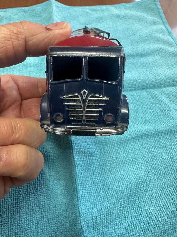DINKY TOYS