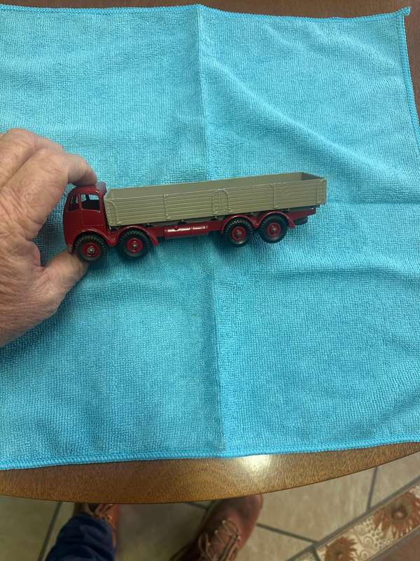 DINKY TOY
