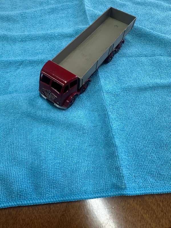 DINKY TOY