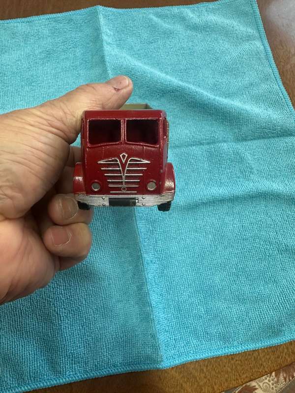 DINKY TOY