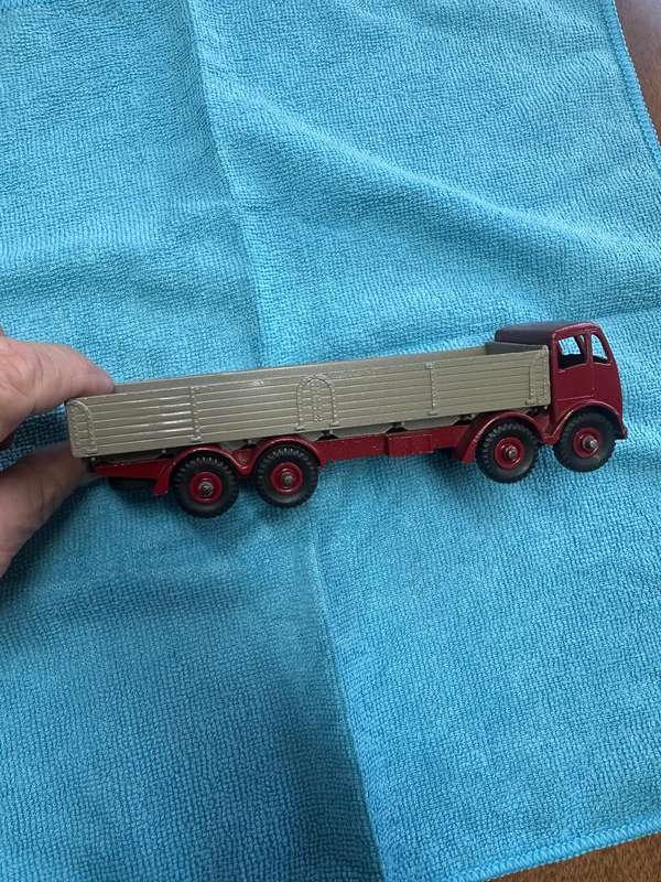 DINKY TOY