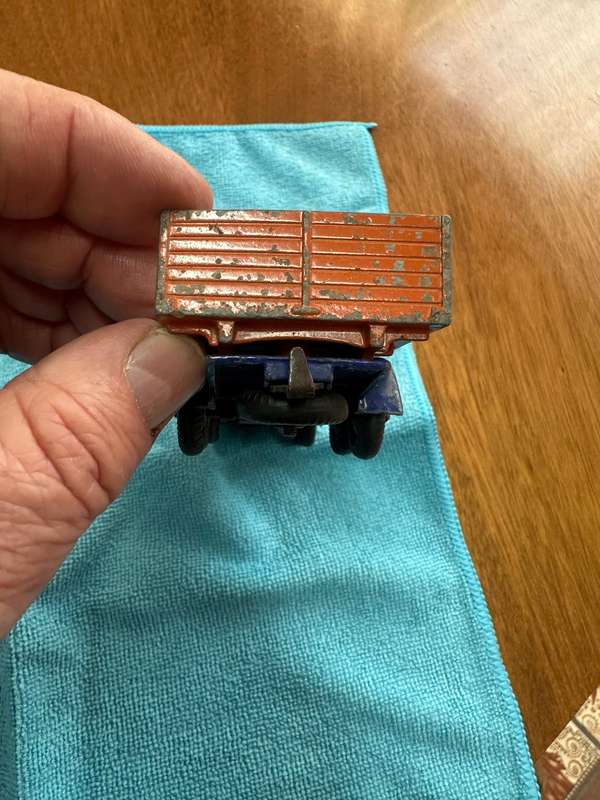 DINKY TOYS