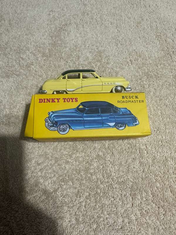 DINKY TOYS