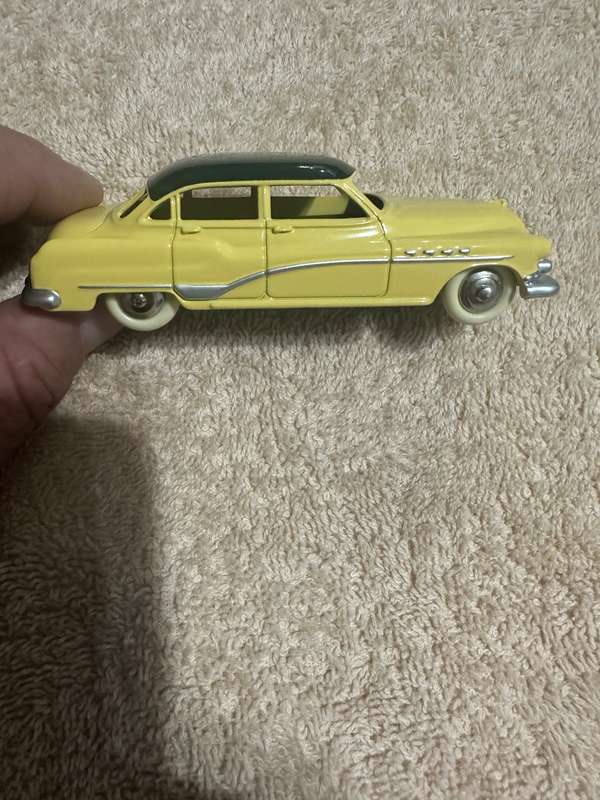 DINKY TOYS