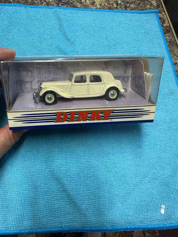 DINKY TOYS