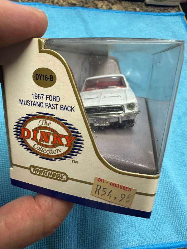 DINKY TOYS