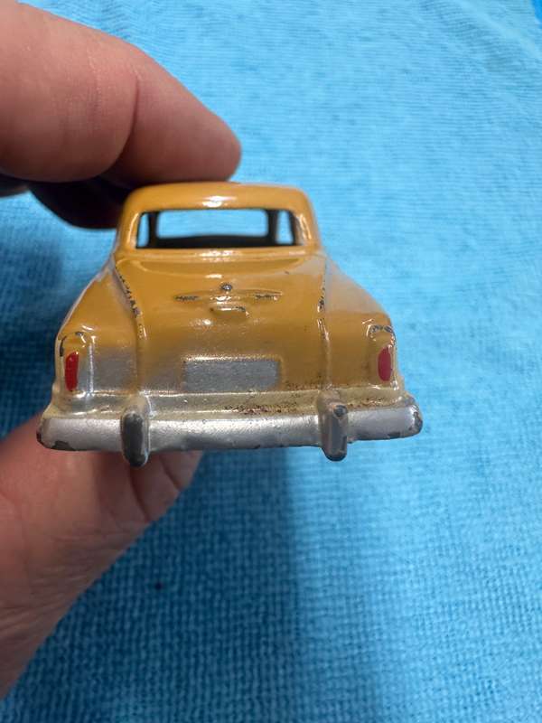 DINKY TOYS