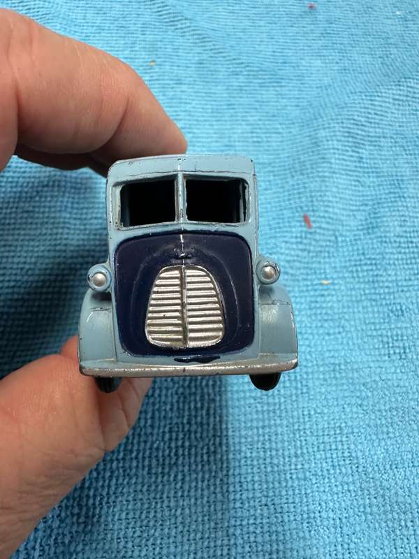 DINKY TOYS