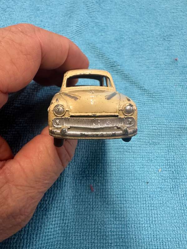 DINKY TOYS