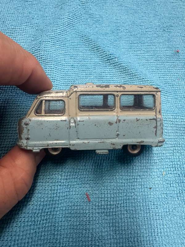 DINKY TOYS