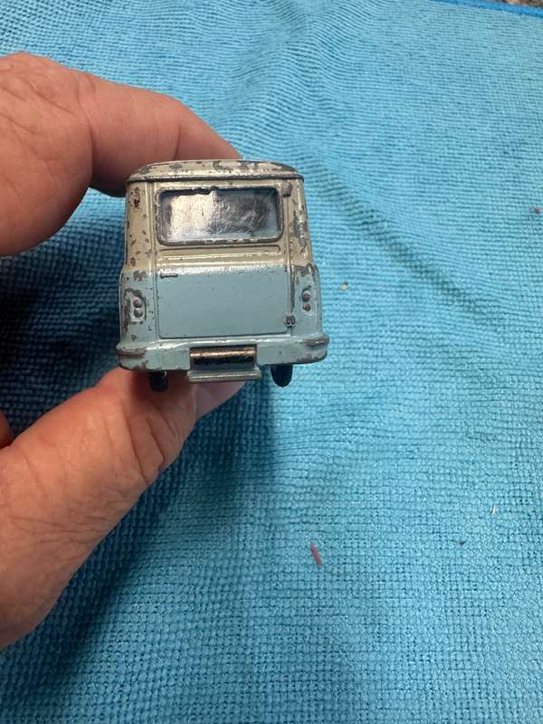 DINKY TOYS