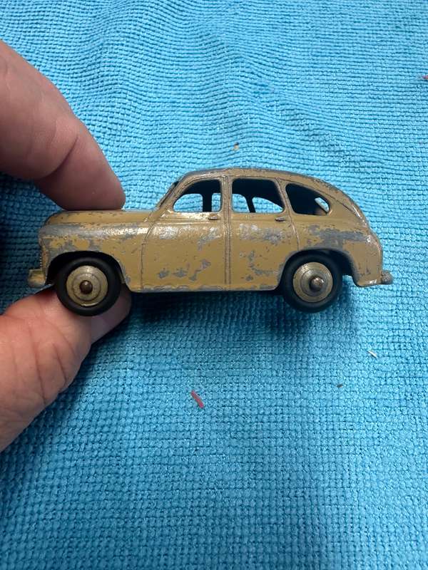 DINKY TOYS