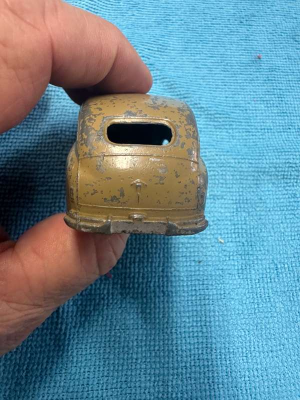 DINKY TOYS