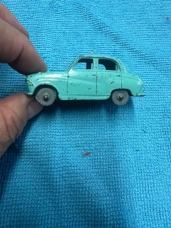 DINKY TOYS